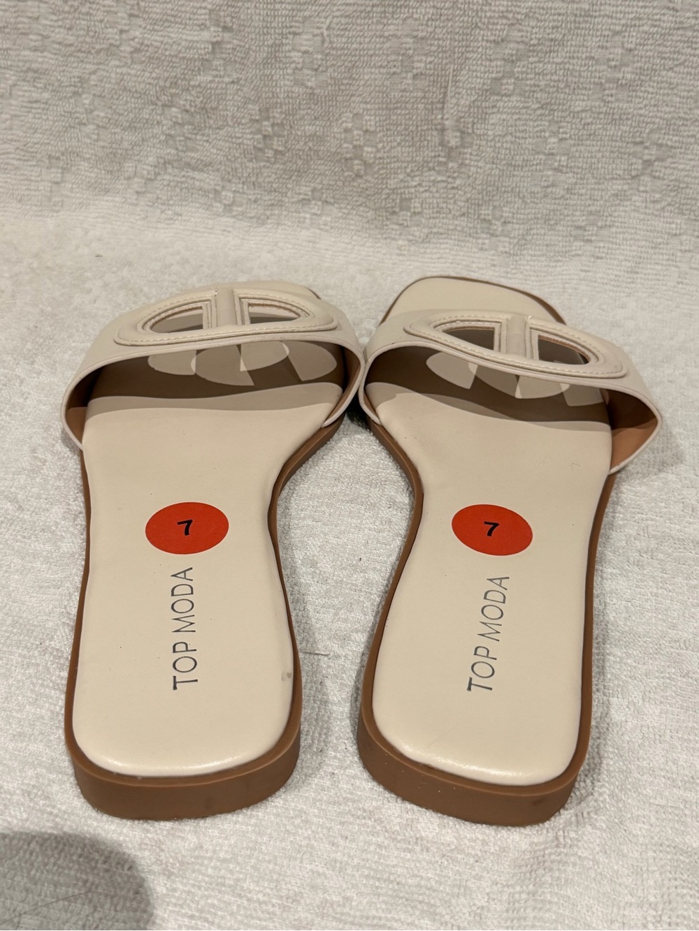 TOP Moda Cream Open-Toe Slide Sandals - Picture 3 of 4